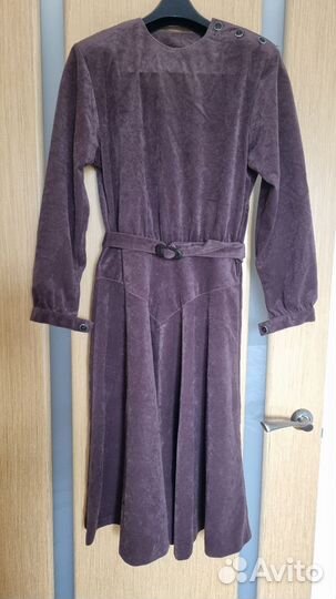Платье бархатное 44 46