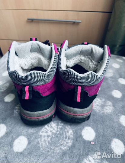 Ботинки женские демисезонные 39