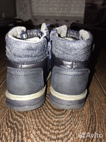 Ботинки демисезонные