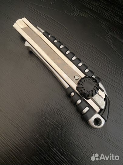 Канцелярский нож Brauberg