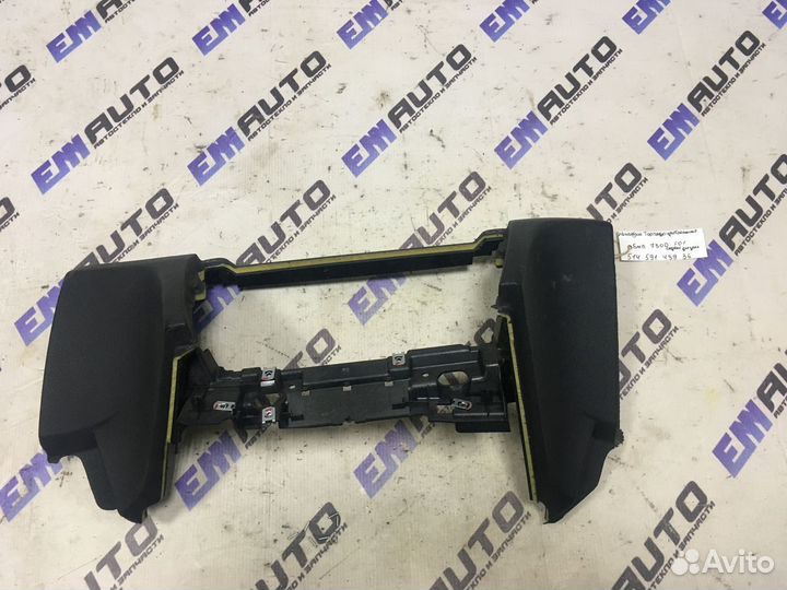 Накладка торпедо центральная бмв 730D F01 седан