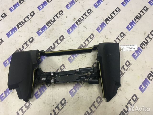 Накладка торпедо центральная бмв 730D F01 седан