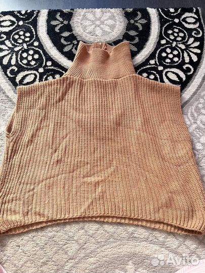 Жилетка вязаная женская