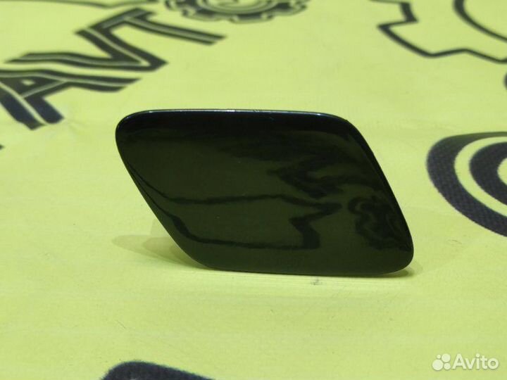 Крышка форсунки омывателя передняя правая Bmw X5