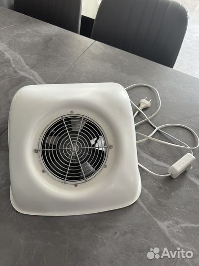 Вытяжка маникюрная от Григория Федотова