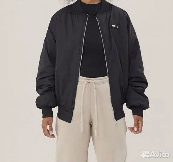 Куртка бомбер