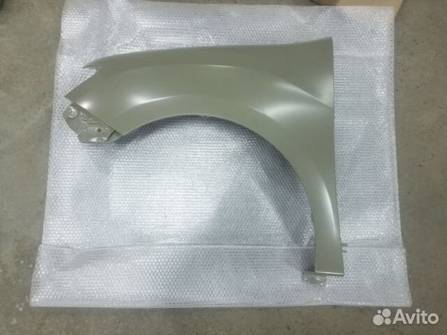 Крыло левое Рено Логан Сандеро 2