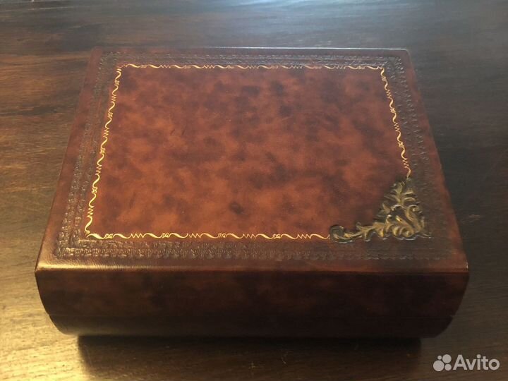 Стационарный ретро телефон