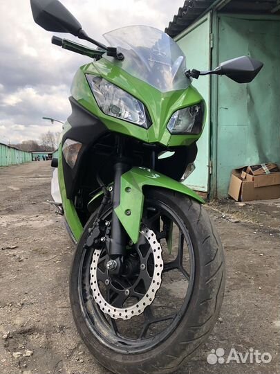 Kawasaki ninja 300