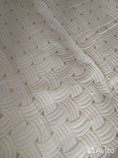 Покрывало с наволочкой и Плед