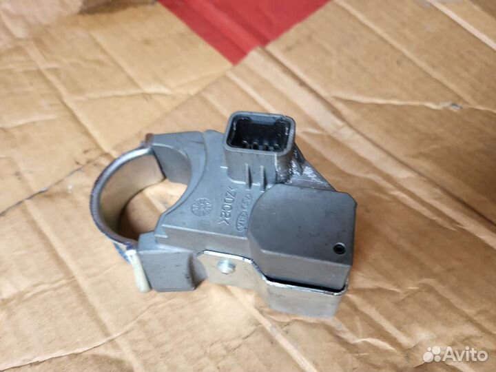 Замок зажигания колодка руля Genesis G80 DH 2