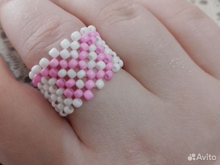 Кольцо из бисера