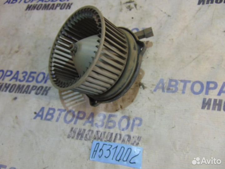 Моторчик отопителя для Toyota Sprinter Marino 199