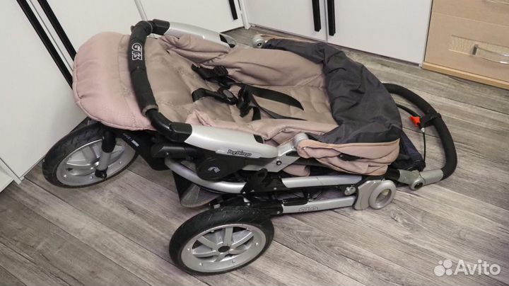 Коляска прогулочная peg perego gt3