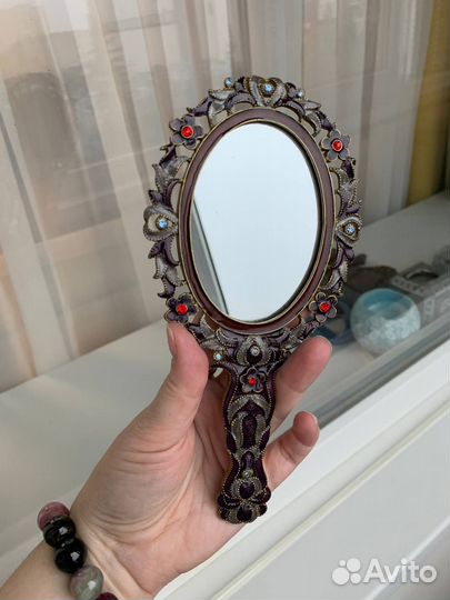 Зеркало с ручкой