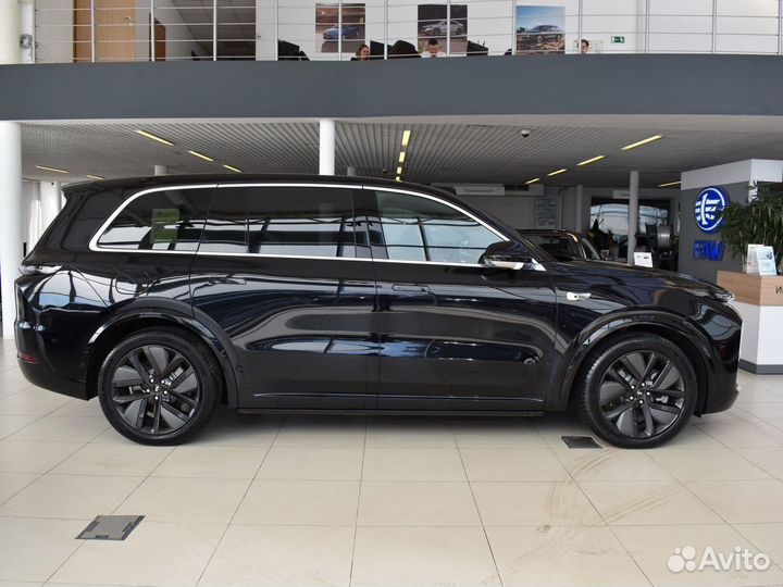 LiXiang L9 1.5 AT, 2023