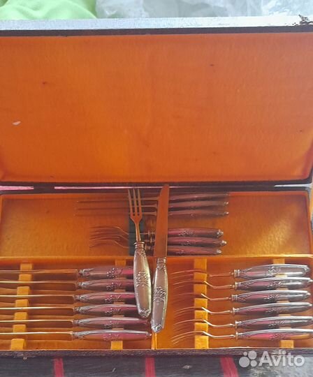 Антикварное серебро-набор.Франция