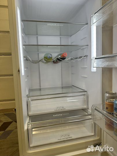 Холодильник в отличном состоянии, б/у