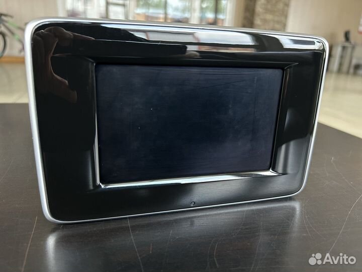 Монитор Мерседес