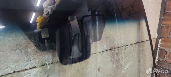 Лобовое стекло Toyota Camry 70