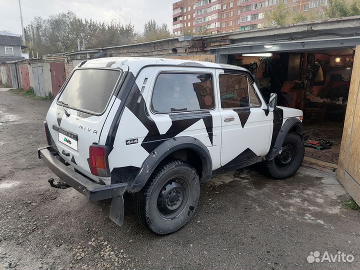 LADA 4x4 (Нива) 1.7 МТ, 1996, 150 000 км