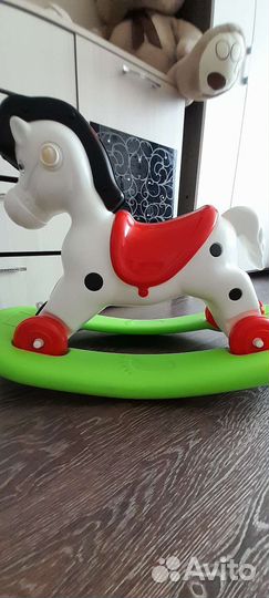 Детская качалка лошадь