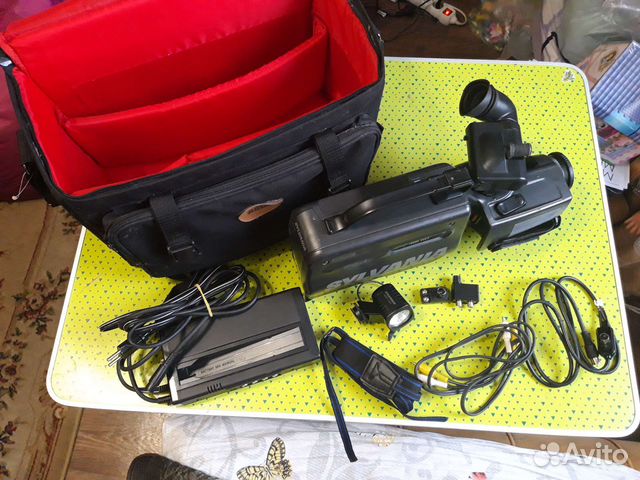 Видеокамера кассетная