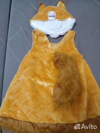 Костюм маскарадный 