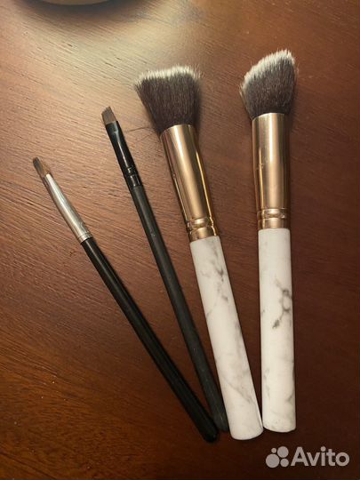 Кисти для макияжа