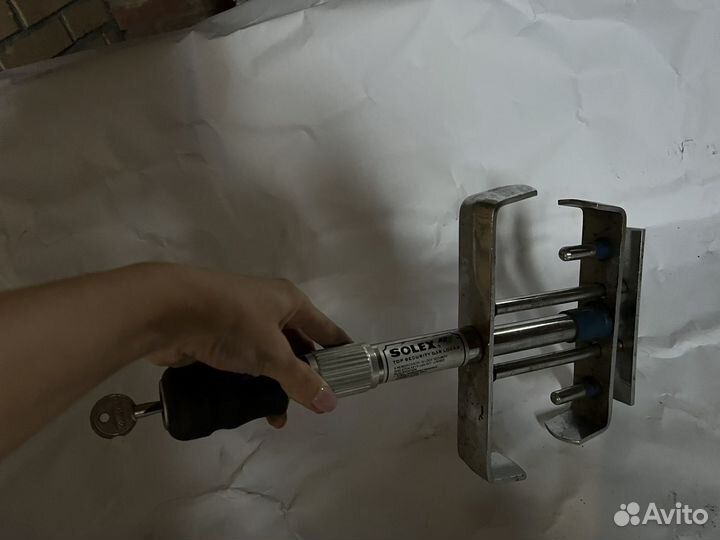 Противоугонный замок на педали Solex