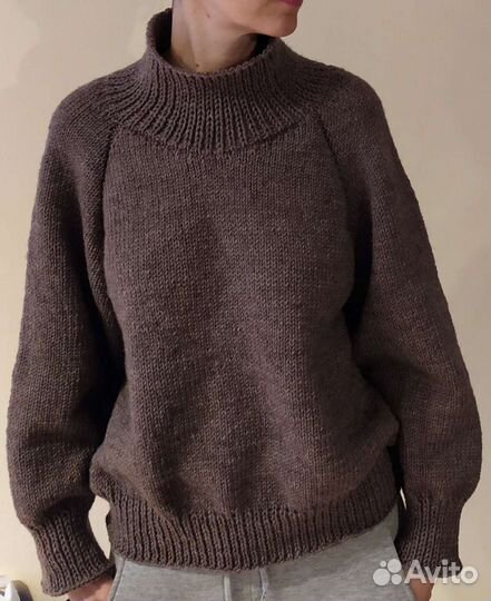 Свитер женский