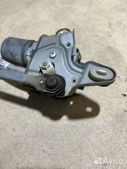 Трапеция дворников на Volkswagen Phaeton