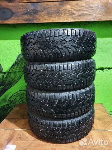Toyo Observe Ice-Freezer 215/70 R16