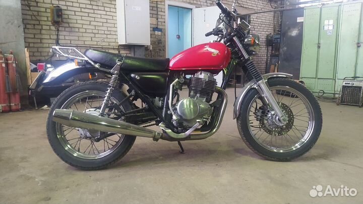 Honda CB 400 SS