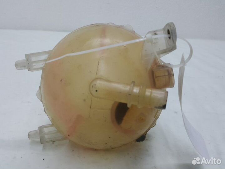 Бачок расширительный Peugeot 3008