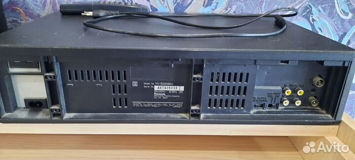 Видеомагнитофон