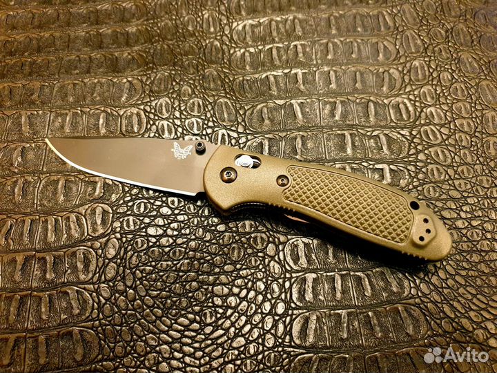 Benchmade Griptilian 551