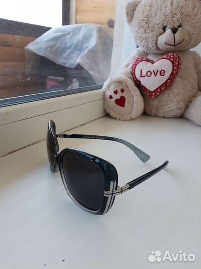 Солнцезащитные очки женские