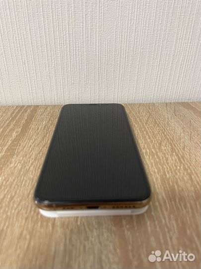iPhone Xs, 256 ГБ