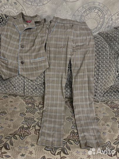 Костюм женский 44