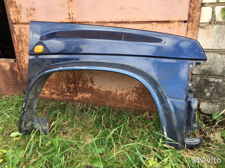 Nissan terrano крыло