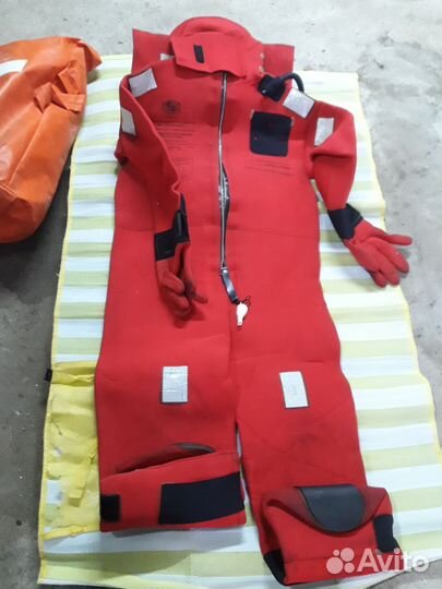 Гидрокостюм гидротермокостюм