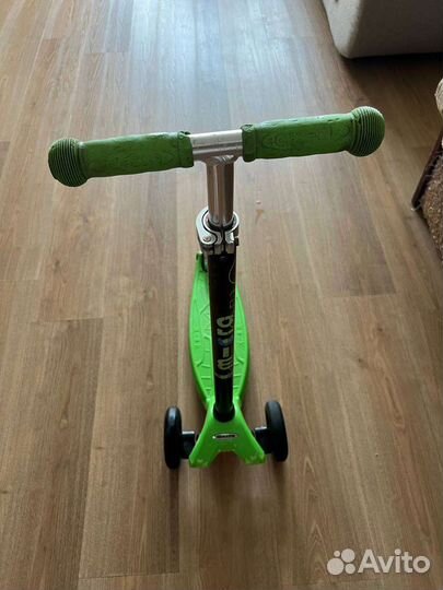 Самокат maxi micro
