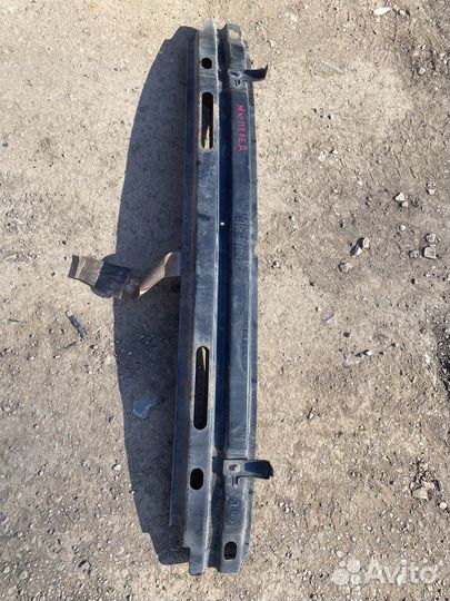 Передний усилитель Бампера Geely Mk