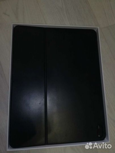 iPad smart keyboard folio 12,9