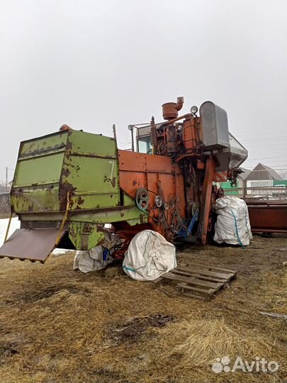 Комбайн Нива-Сельхозтехника СКА-5, 1992