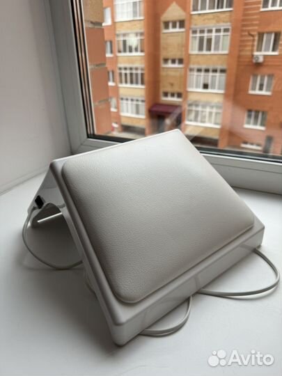 Пылесос для маникюра MAX storm 4