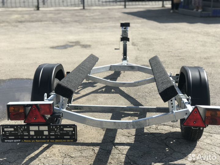 Прицеп для лодок/гидроциклов для легкового авто