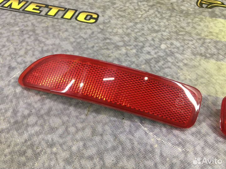 Отражатель в бампер задний Катафот Ларгус Largus