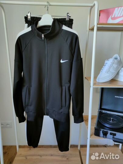 Спортивный костюм nike